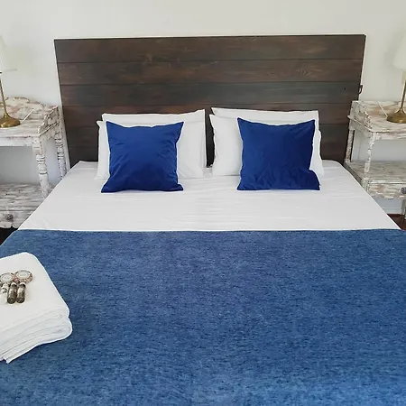 With 4 Bedrooms In Sintra, Wonderful Mountain View, Pool Apartment *